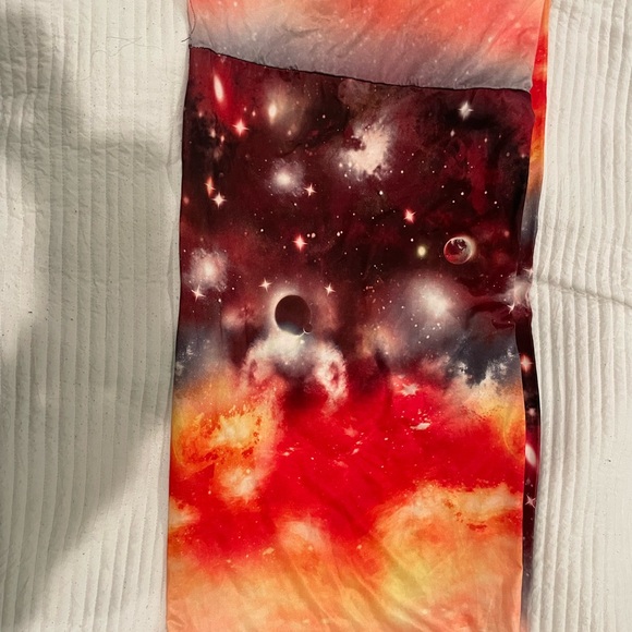 Infinity Scarf/Shaw ( Cosmo design) - Picture 3 of 7